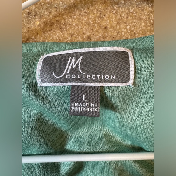 Size L lined crochet top with keyhole neckline from J.M. Collection - Picture 3 of 5